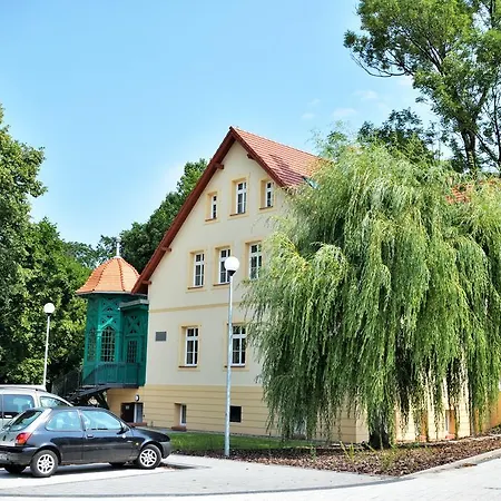 לינה וארוחת בוקר Dwor Spalice & Restaurant Lawendowa Restauracja Oleśnica