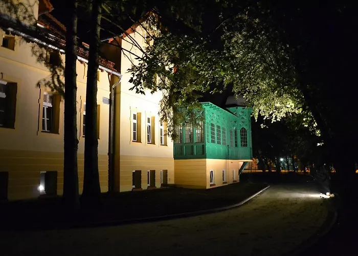 Dwor Spalice & Restaurant Lawendowa Restauracja Олесница